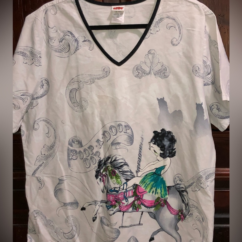 AdOrAbLe “Betty Boop on a Carousel” Sz 2x Scrub Top Nursing Uniform